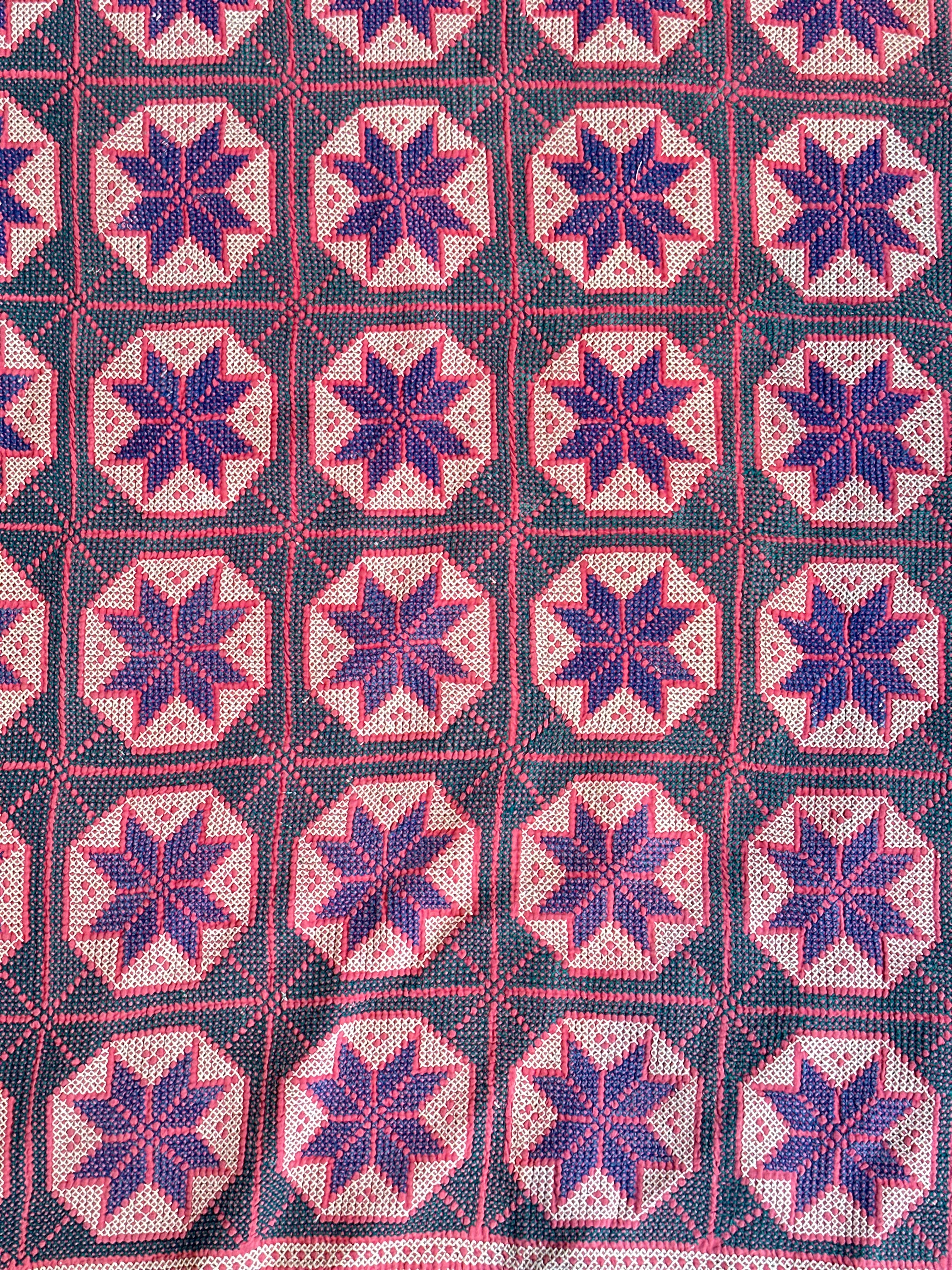 Dark Green & Pink Handmade Bengal Quilt
