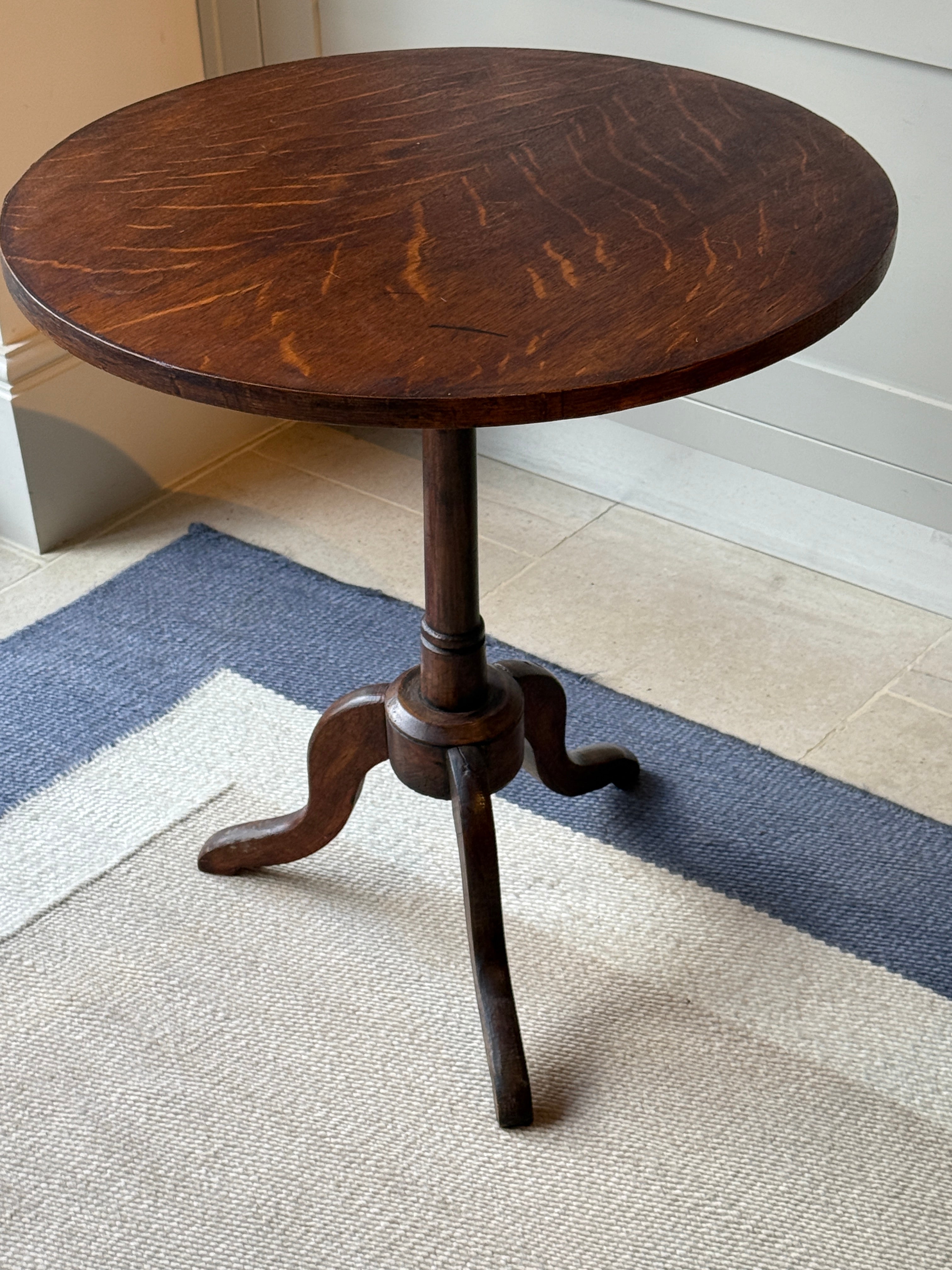 Small Oak Tripod Table