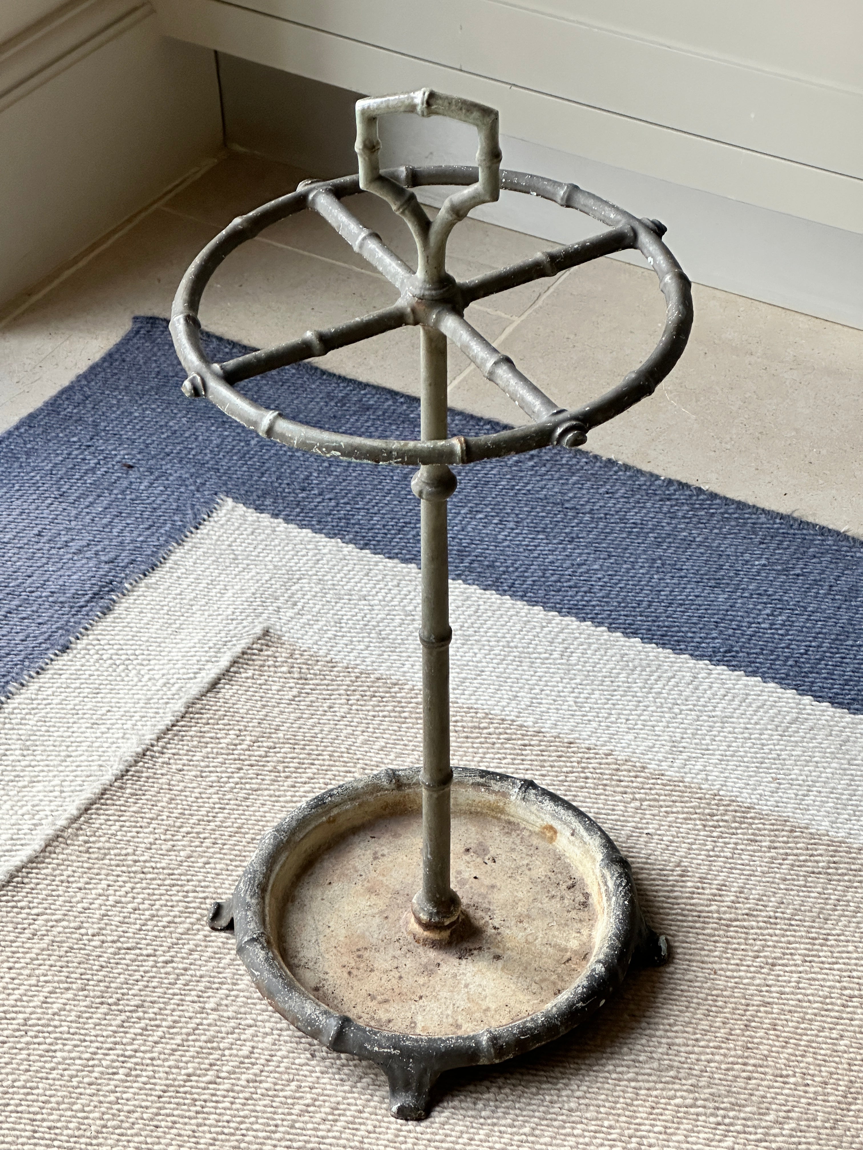 Small Decorative Stick Stand