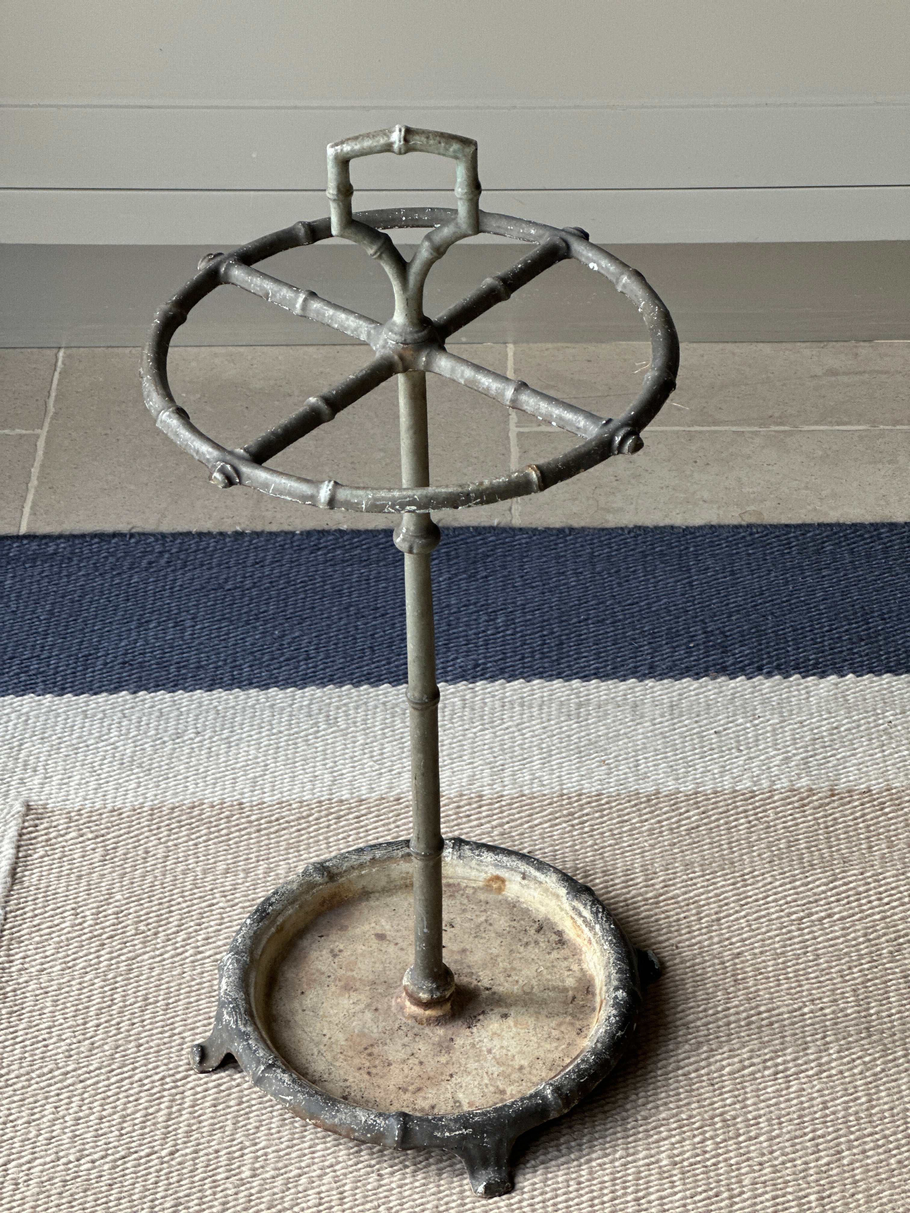 Small Decorative Stick Stand