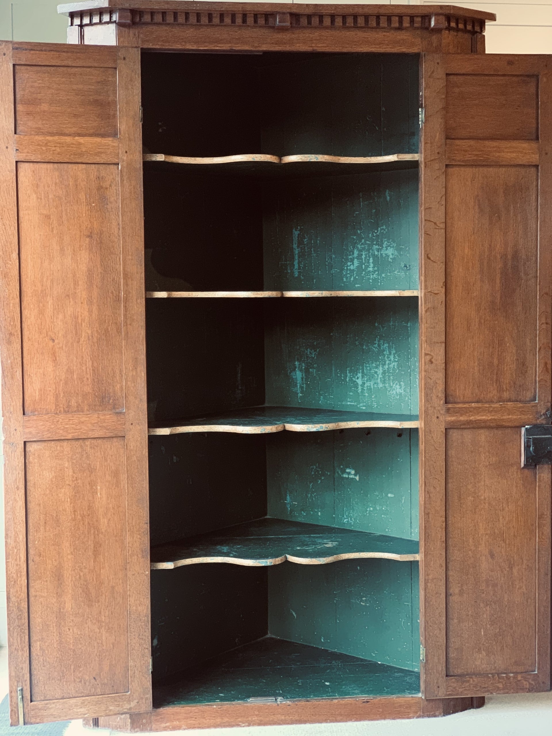 Georgian Painted Corner Shelf Cupboard