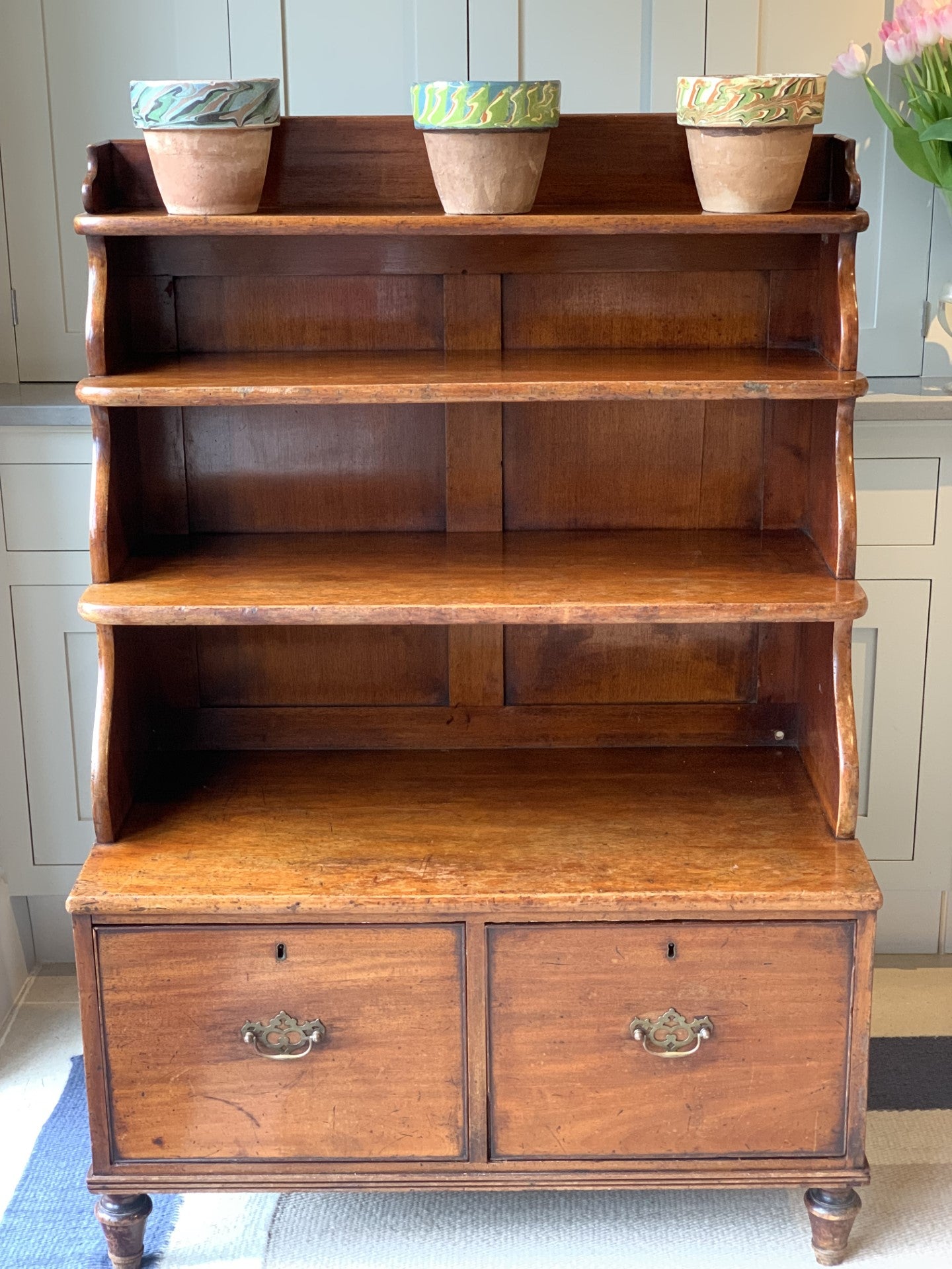 Waterfall Shelf Cabinet