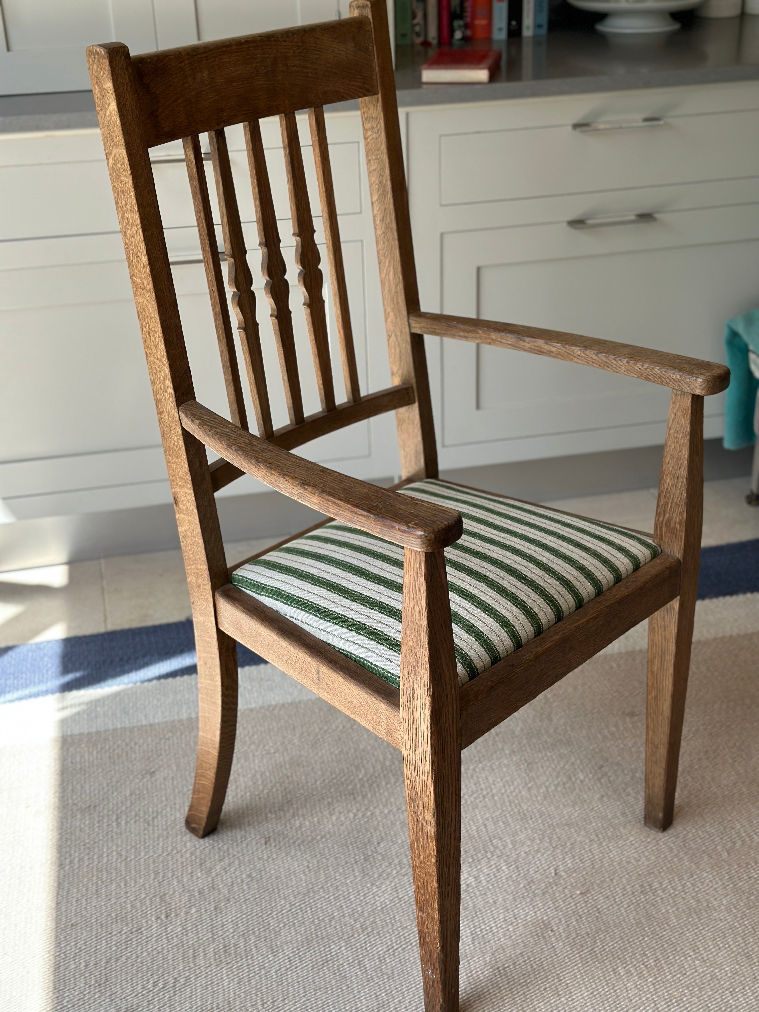 Arts and Crafts Oak Chair