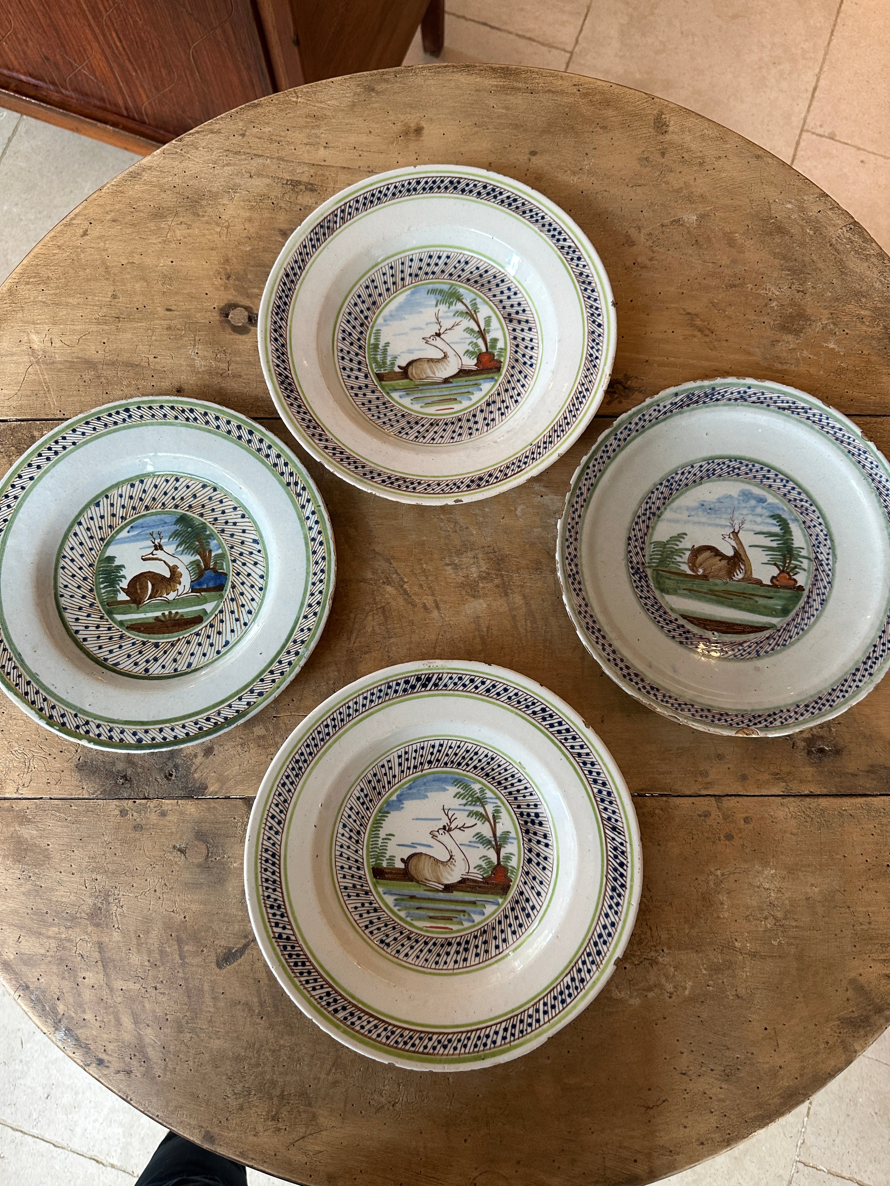 Set of 4 C18th Polychrome Delft Plate