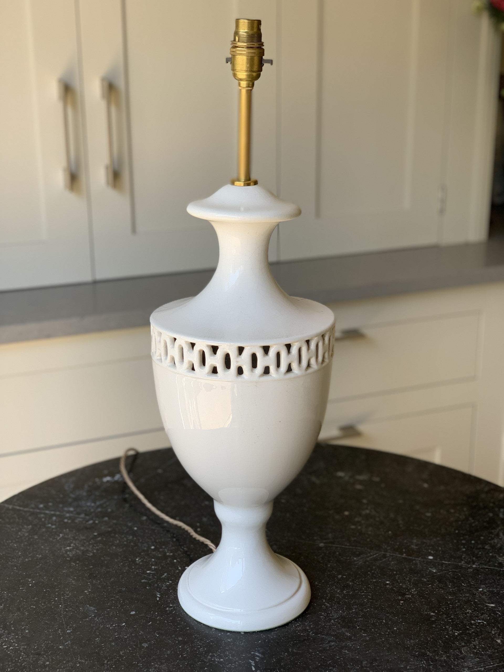 French White Ceramic Table Lamp