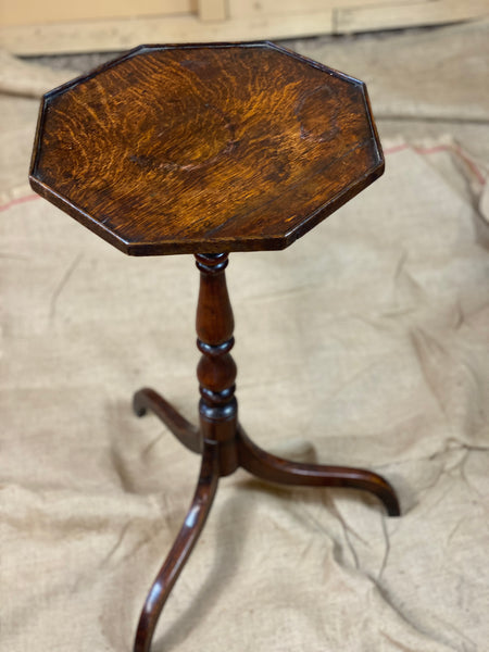 Superb Early C19th Oak Candlestand with Octagonal Top