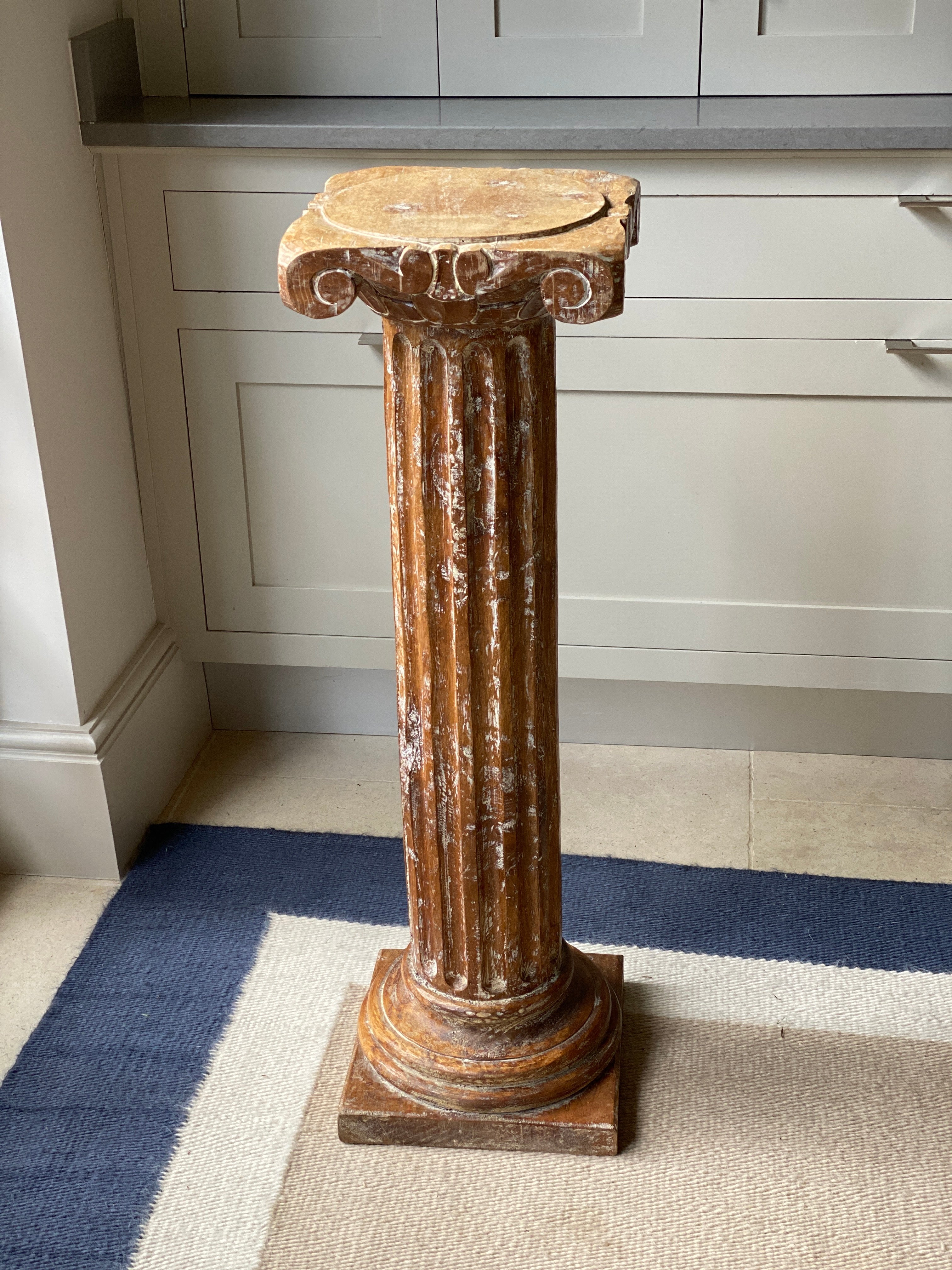 Solid Oak Column Pedestal