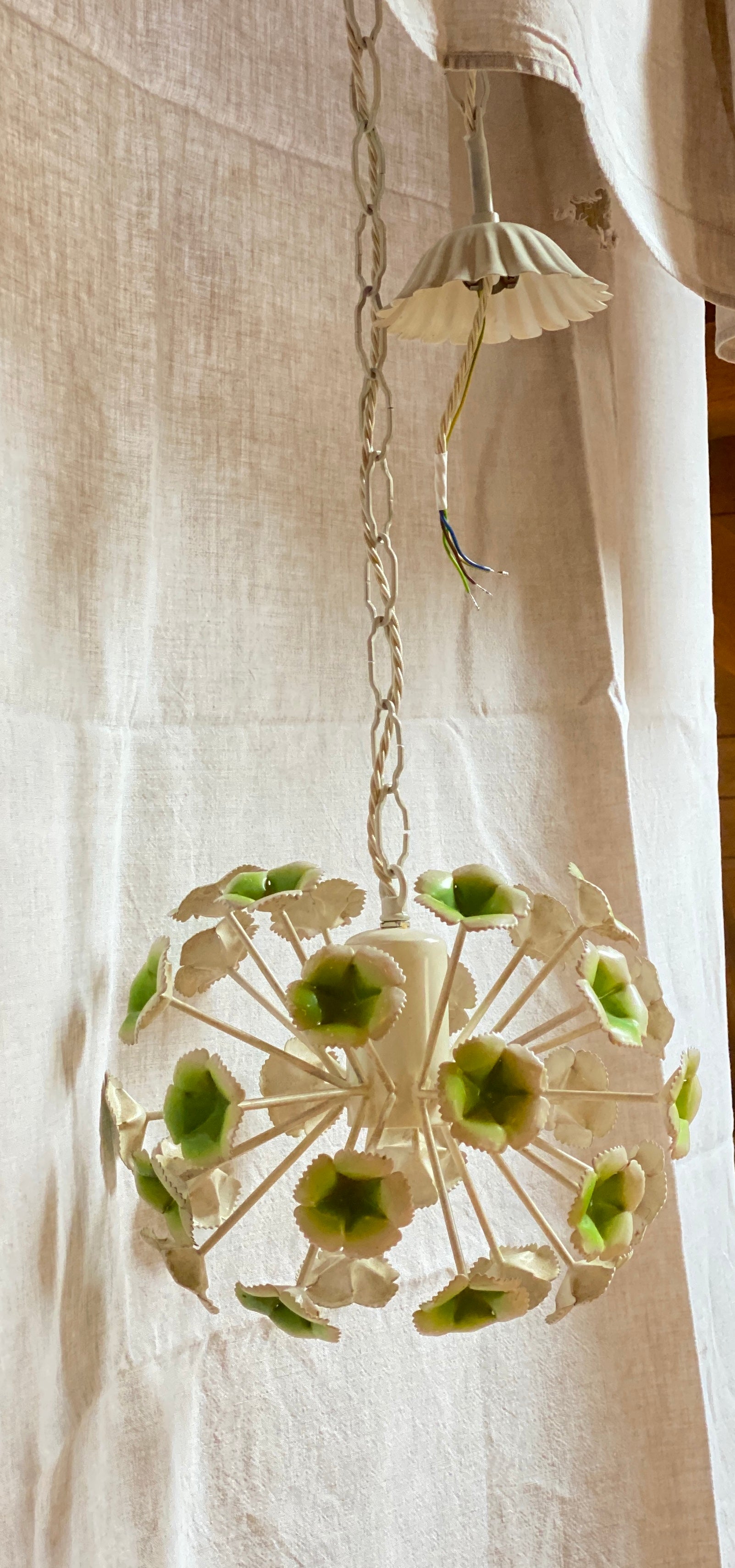 Small Continental Toleware floral hanging pendant