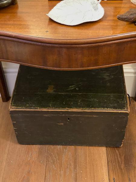 Charming Vintage Green  Box