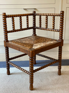 Arts & Craft bobbin corner chair