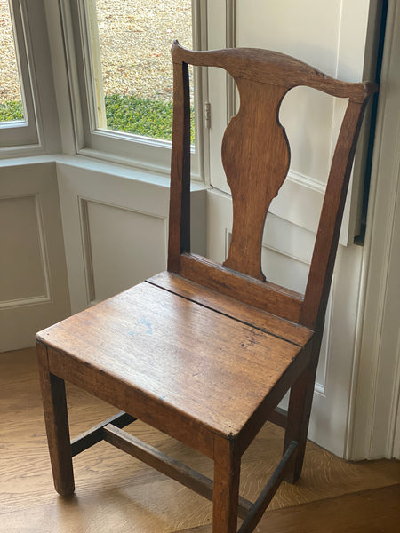 Rustic oak country house chair
