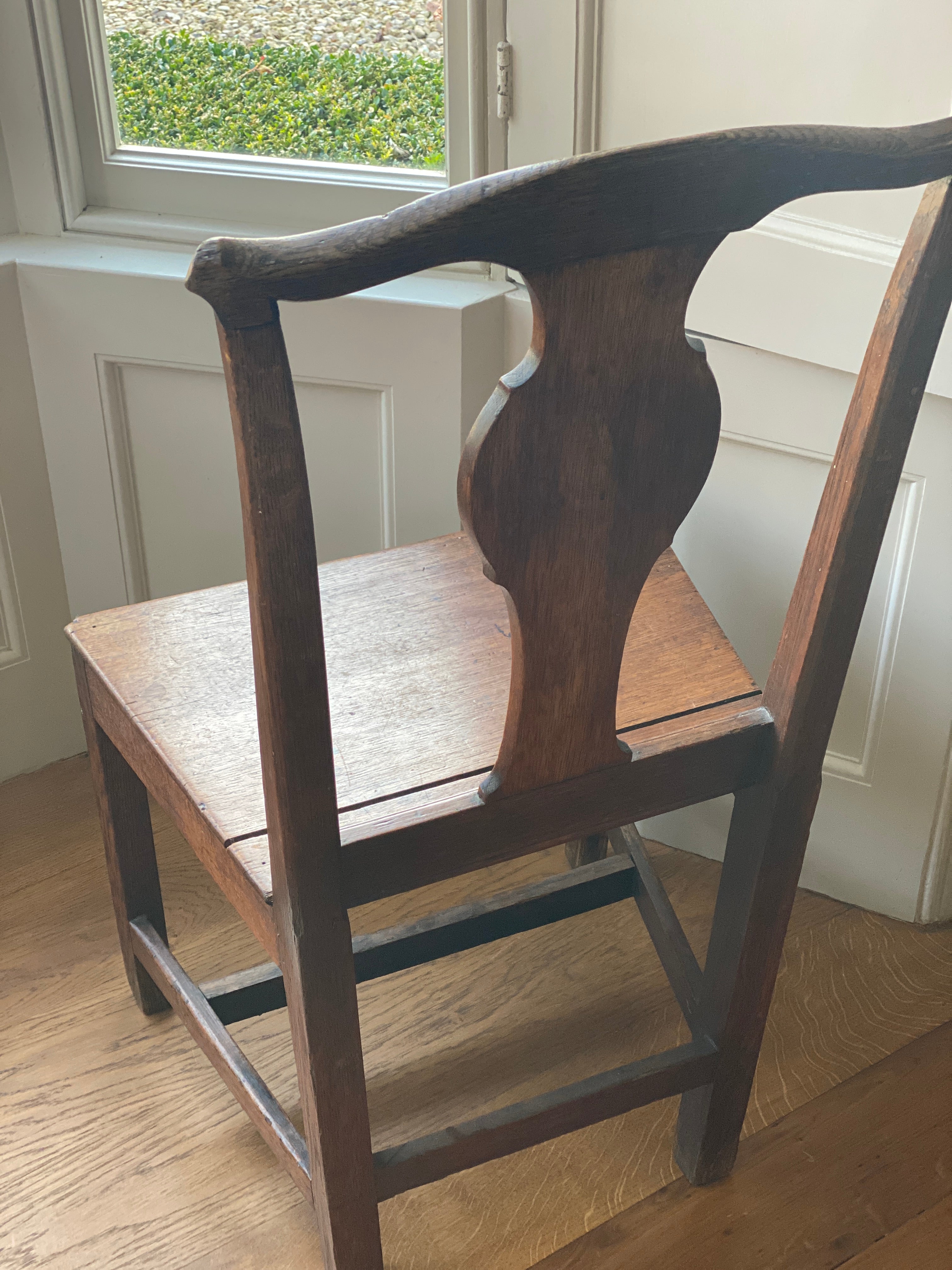 Rustic oak country house chair