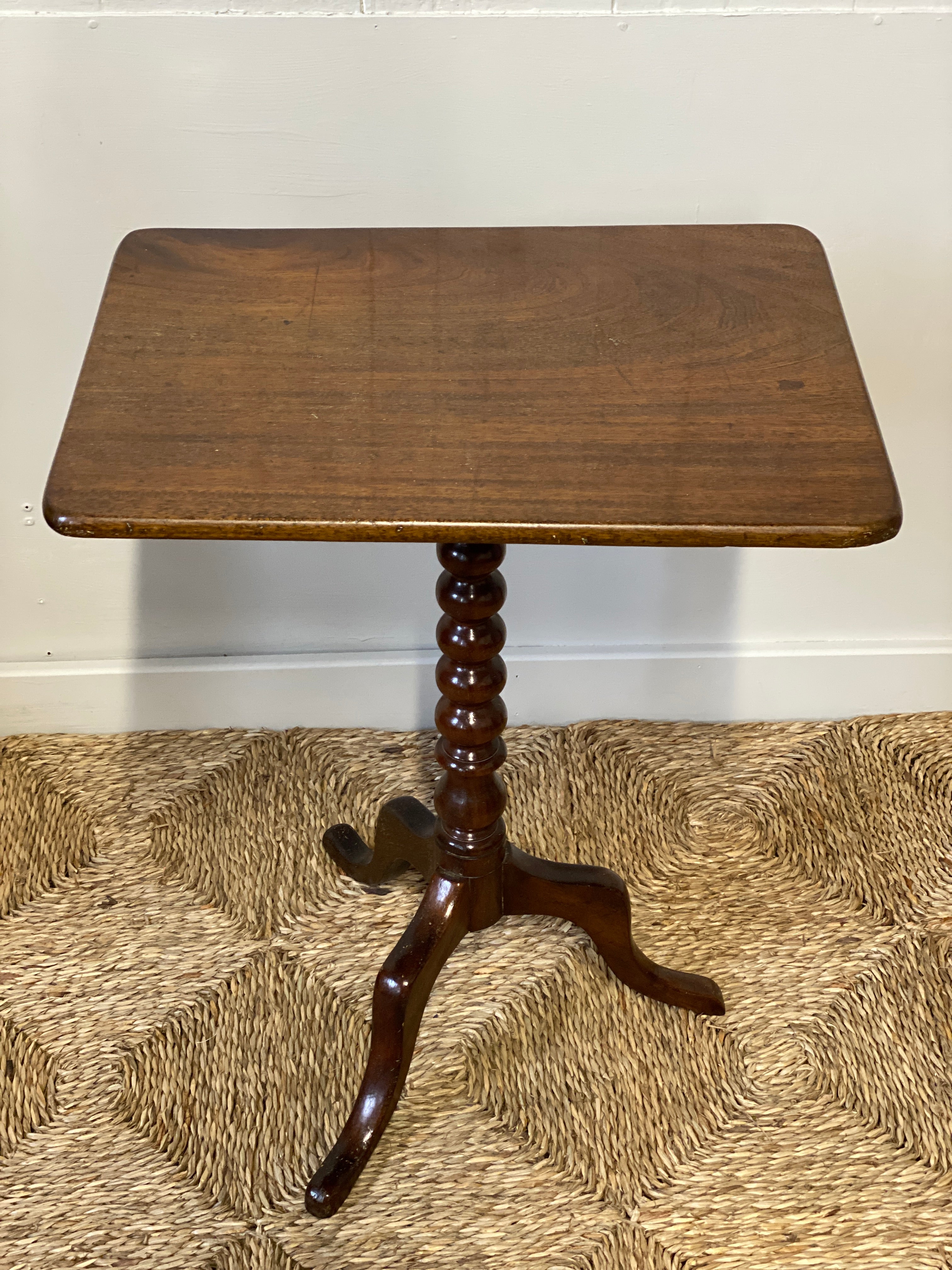 Late 19th Century Mahogany tilt top table