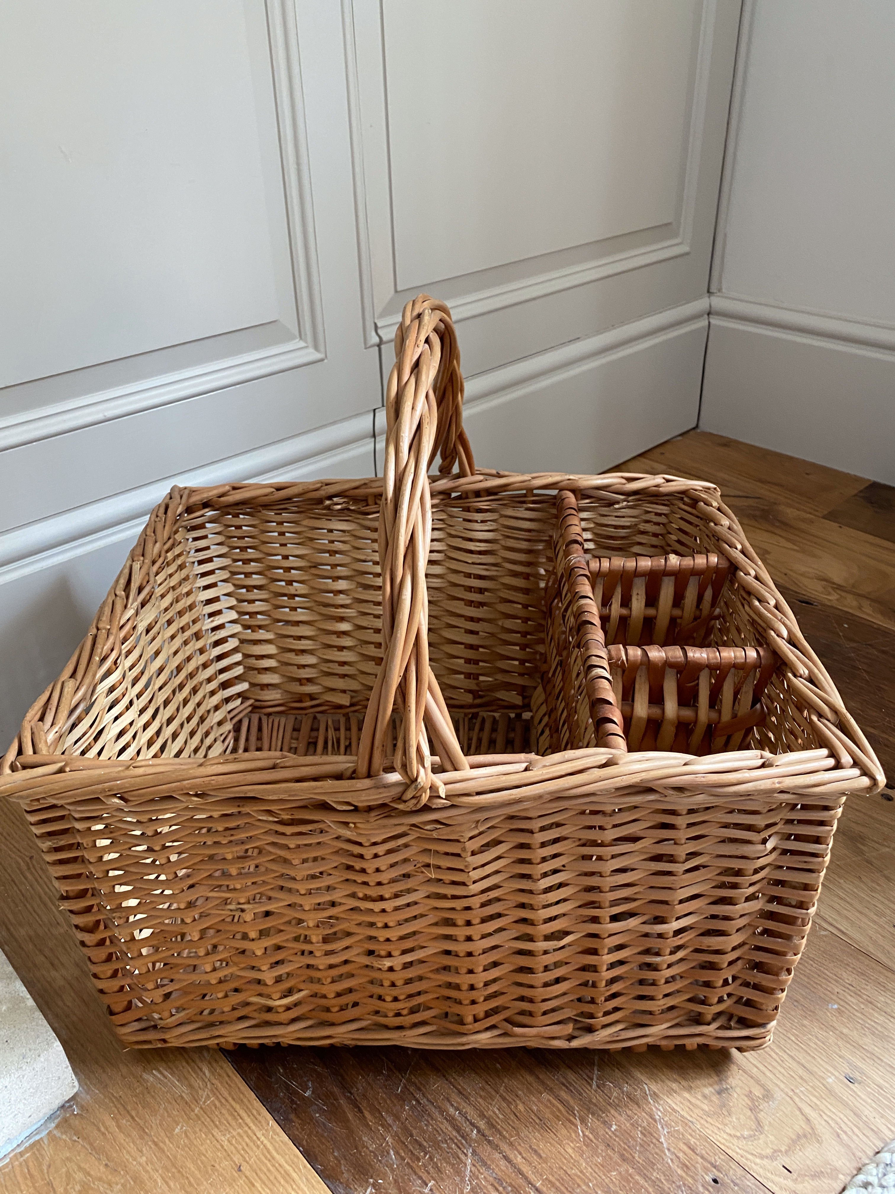 Vintage picnic basket