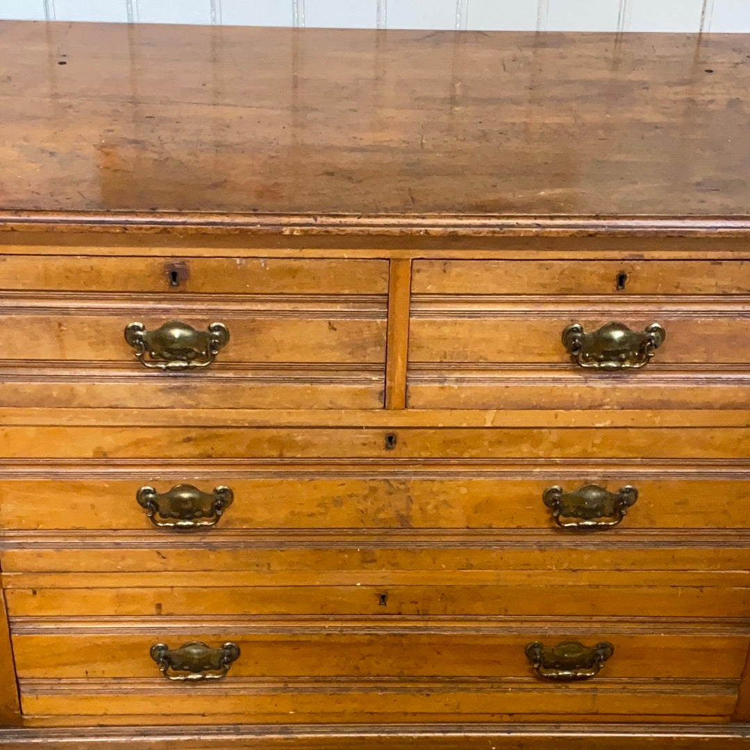 Attractive Edwardian Pine Chest of Drawers