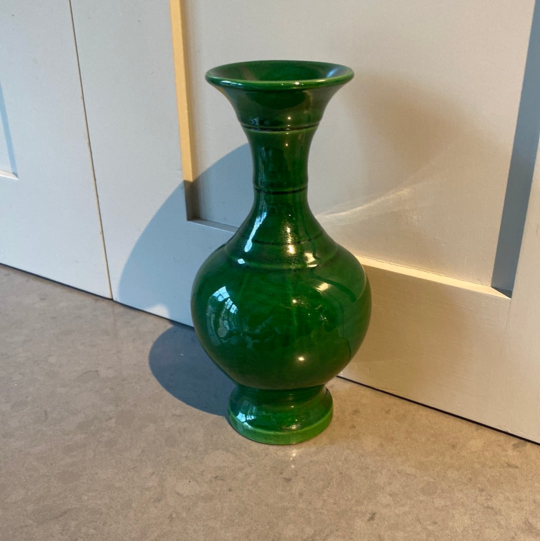 Vintage Chinese Emerald Green Vase