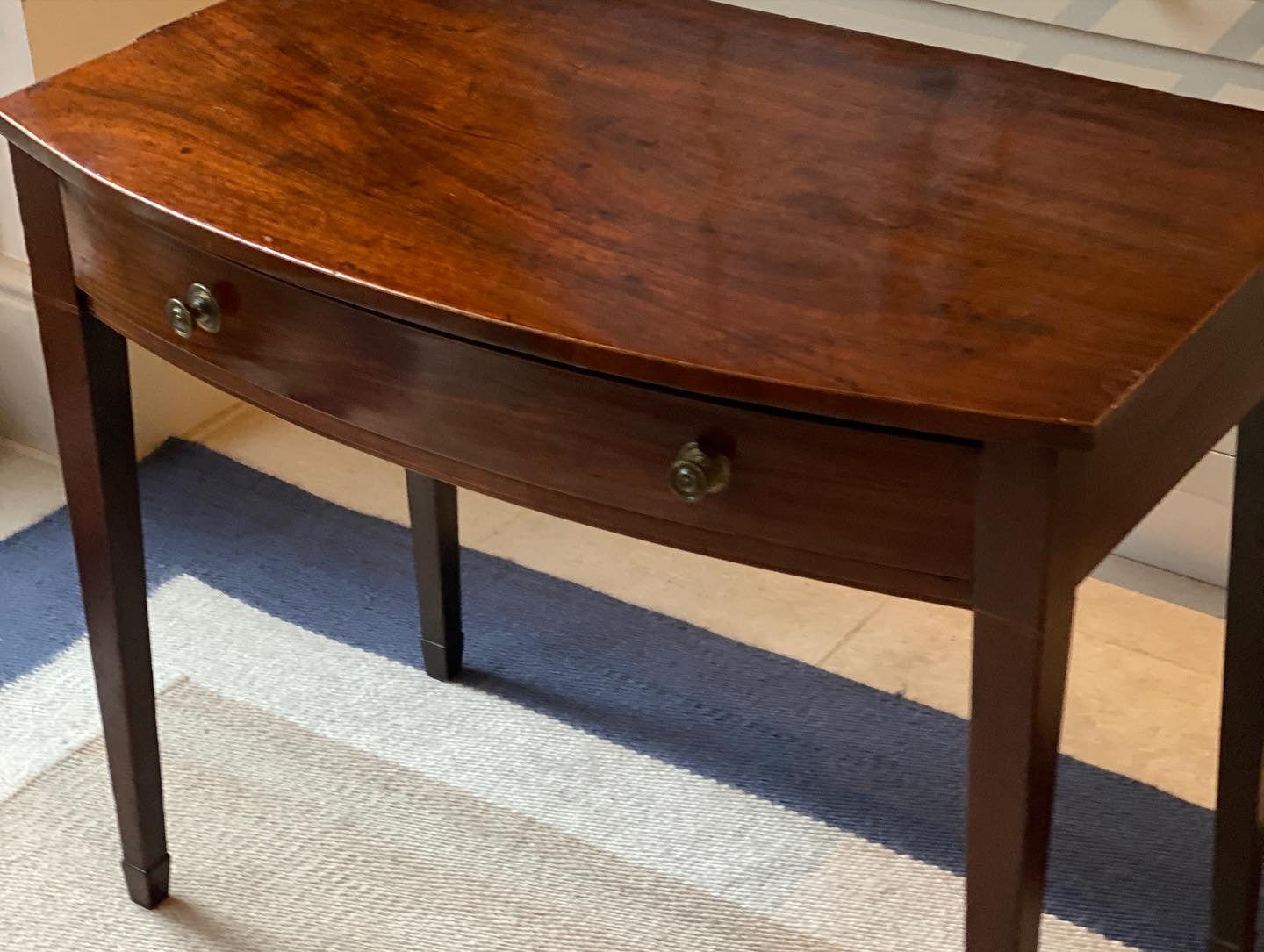 Early 19th Century Mahogany Bow Fronted Side Table