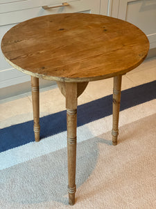 Tall Pitch Pine Cricket Table
