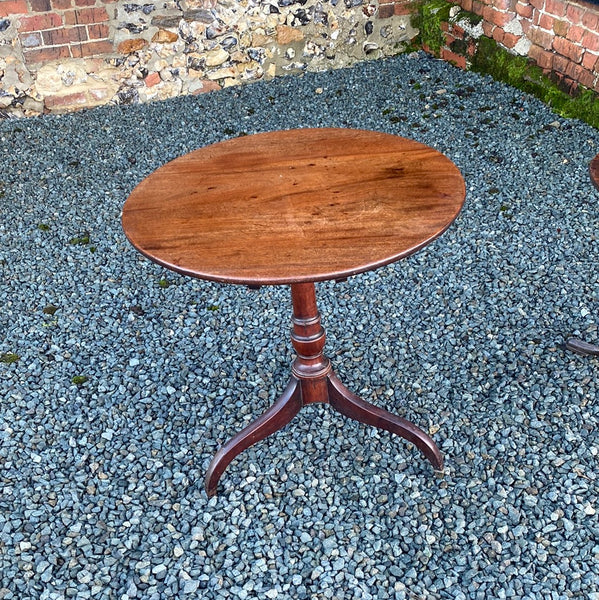 Attractive Oak Tilt Top Table on a Tripod Leg