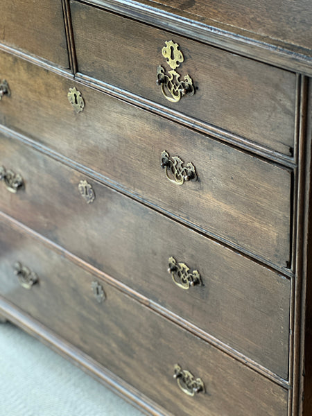 Early Georgian Chest of Drawers