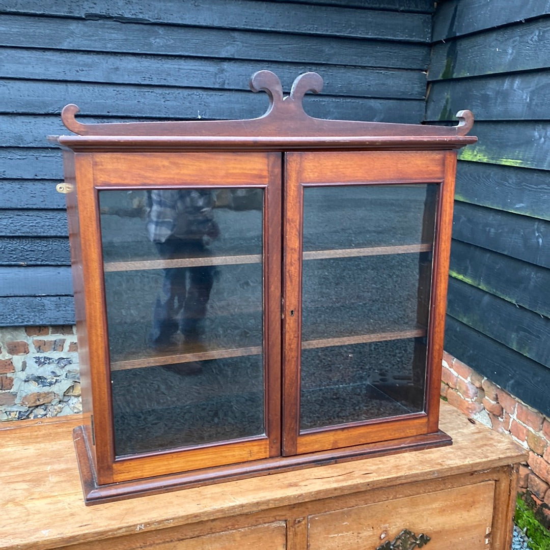 Mahogany Wall Hanging Cabinet with lovely Pediment