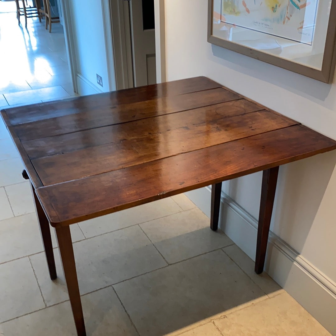 Lovely 19th Century Cherry Country Table