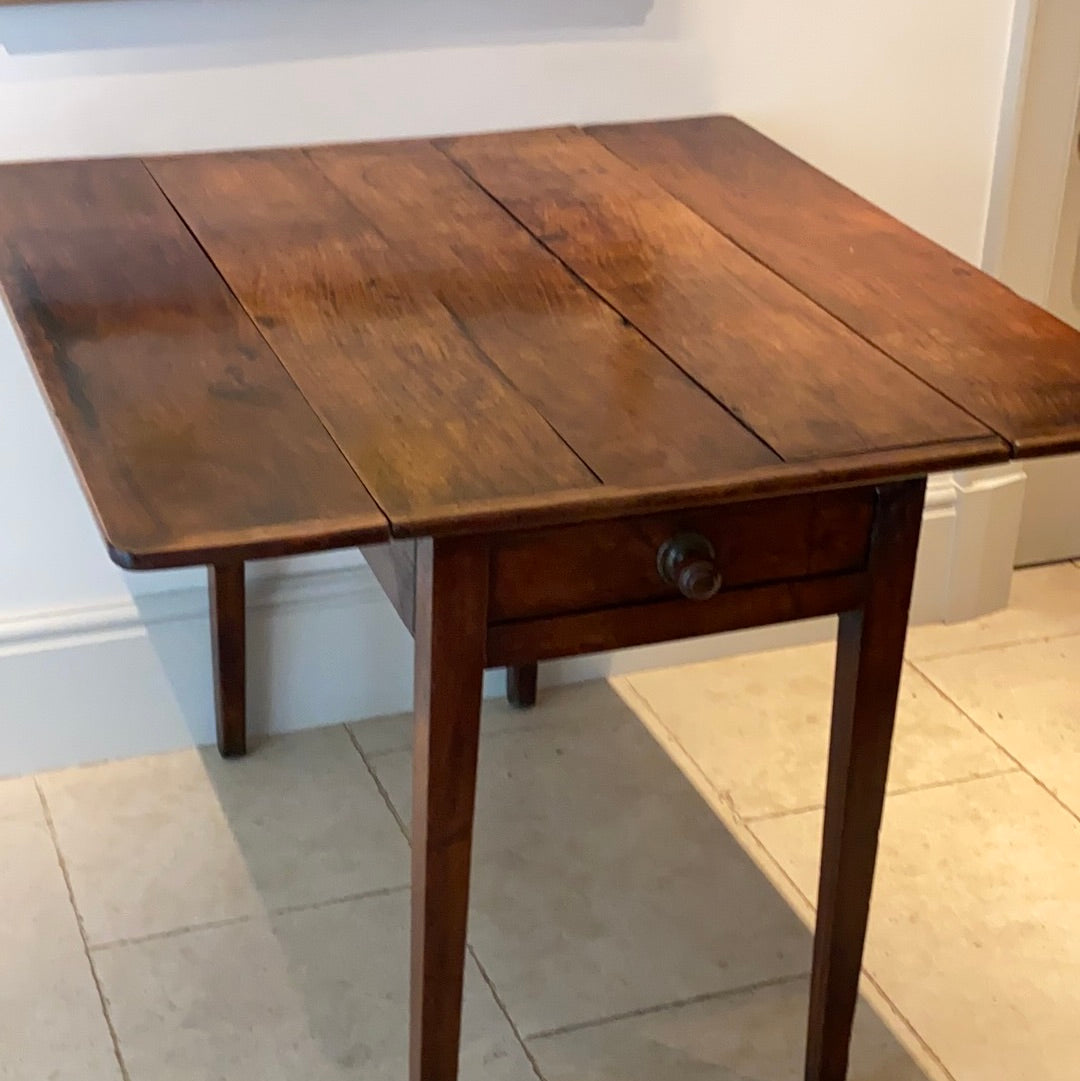 Lovely 19th Century Cherry Country Table