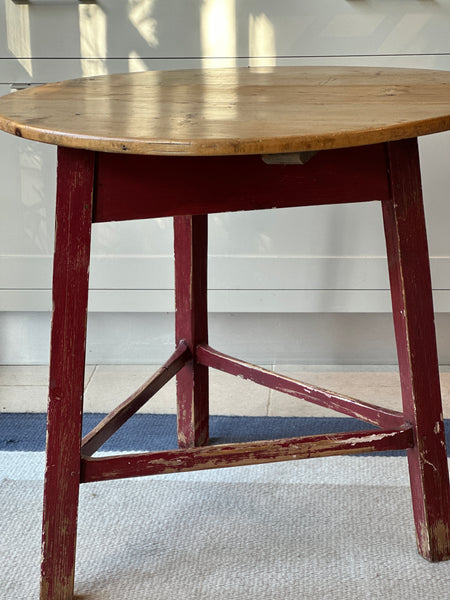 Tall Pitch Pine Cricket Table with Original Painted Legs