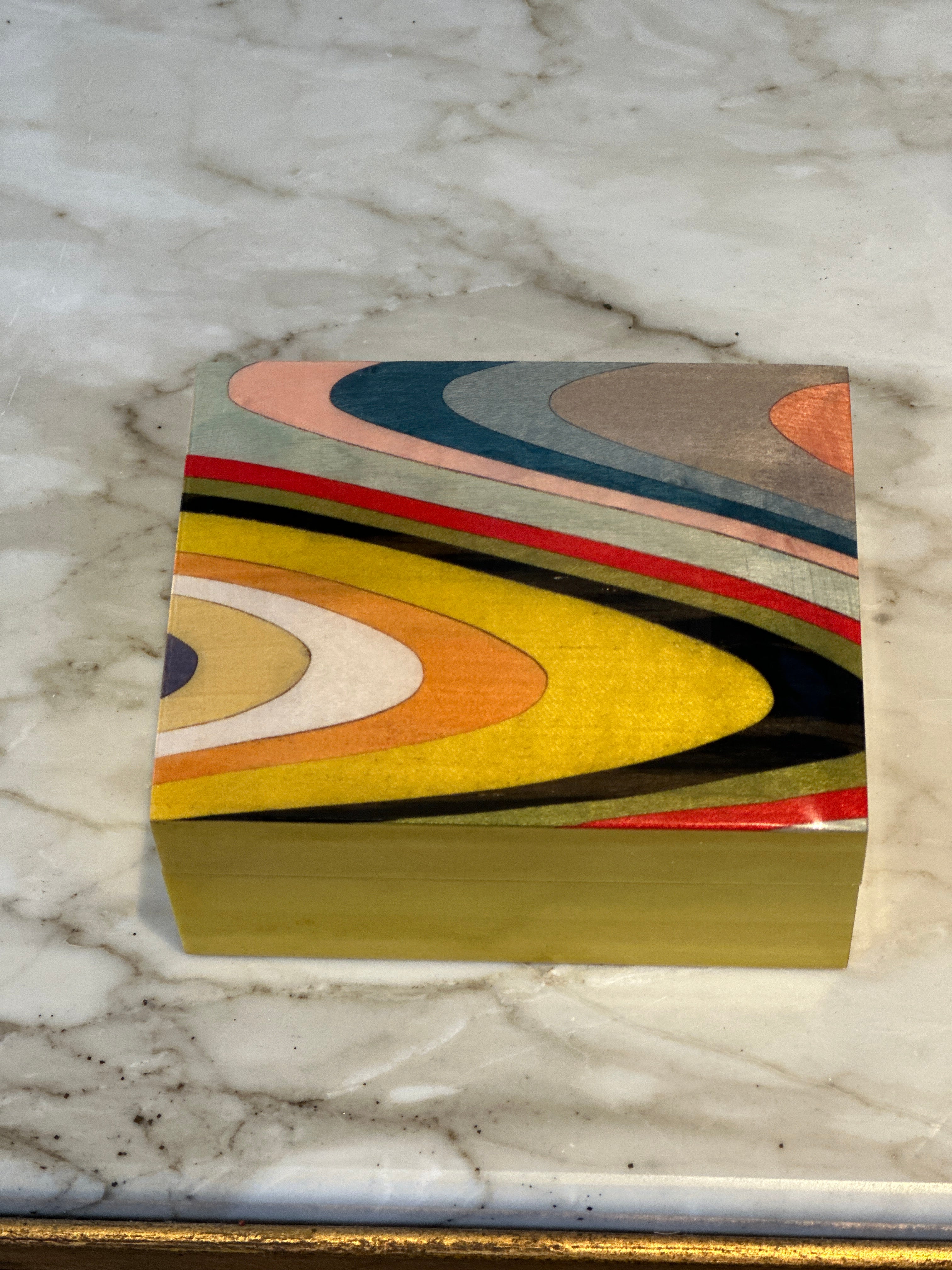 Small Marquetry Box - Curve Rainbow yellow