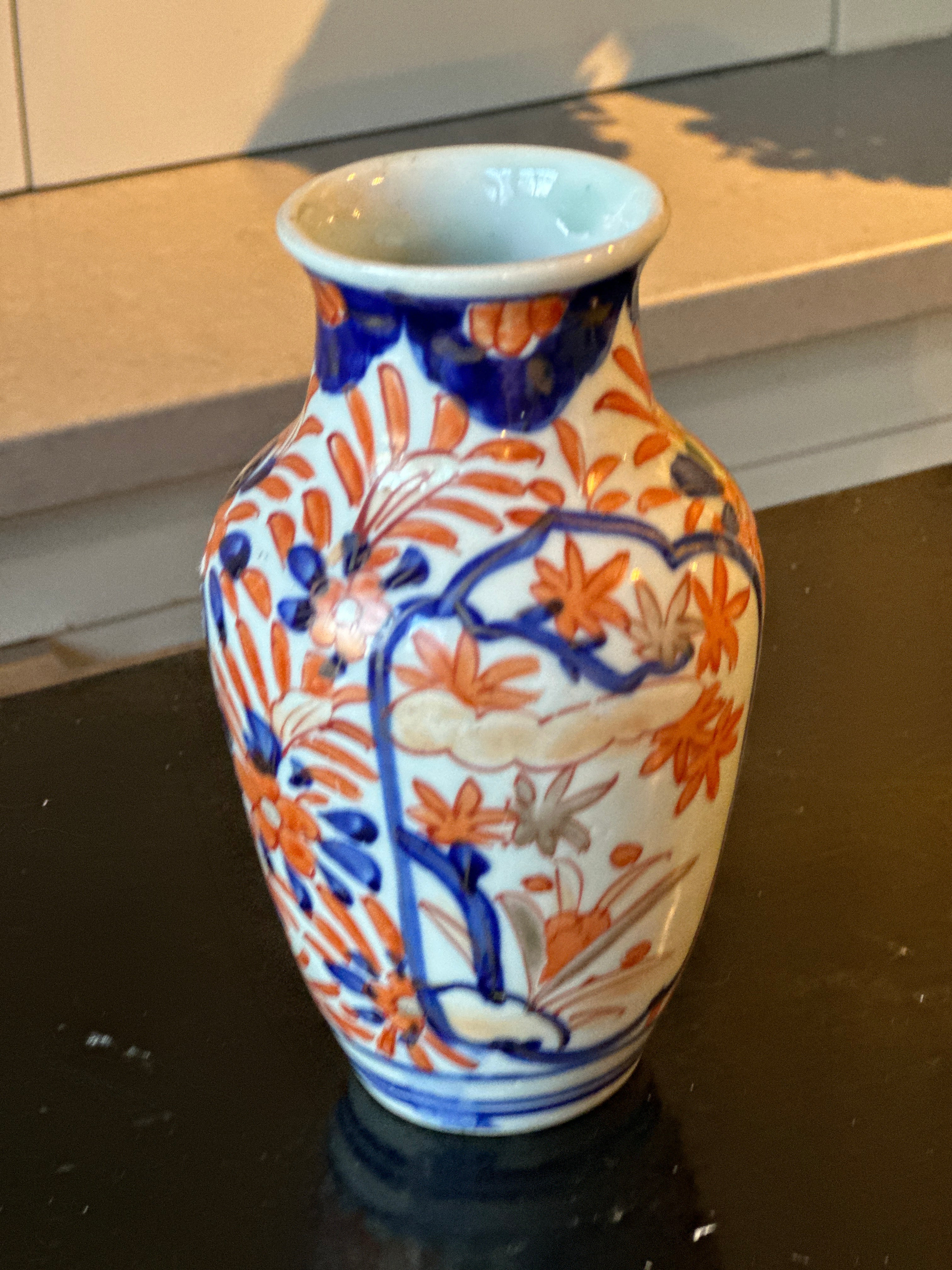 Collection of 6 Japanese Imari Vases