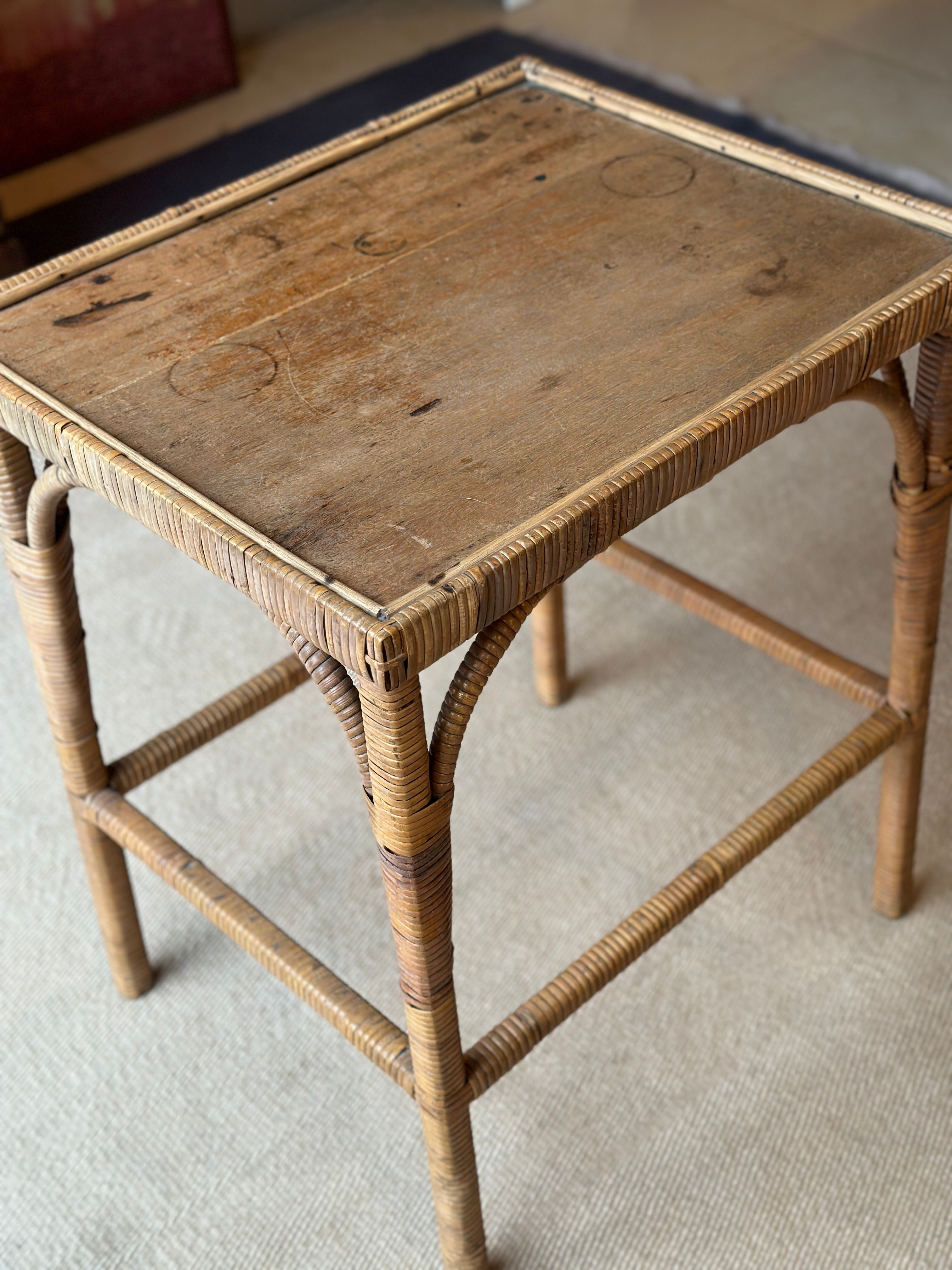 Vintage Wicker Table (49cm x 59cm)