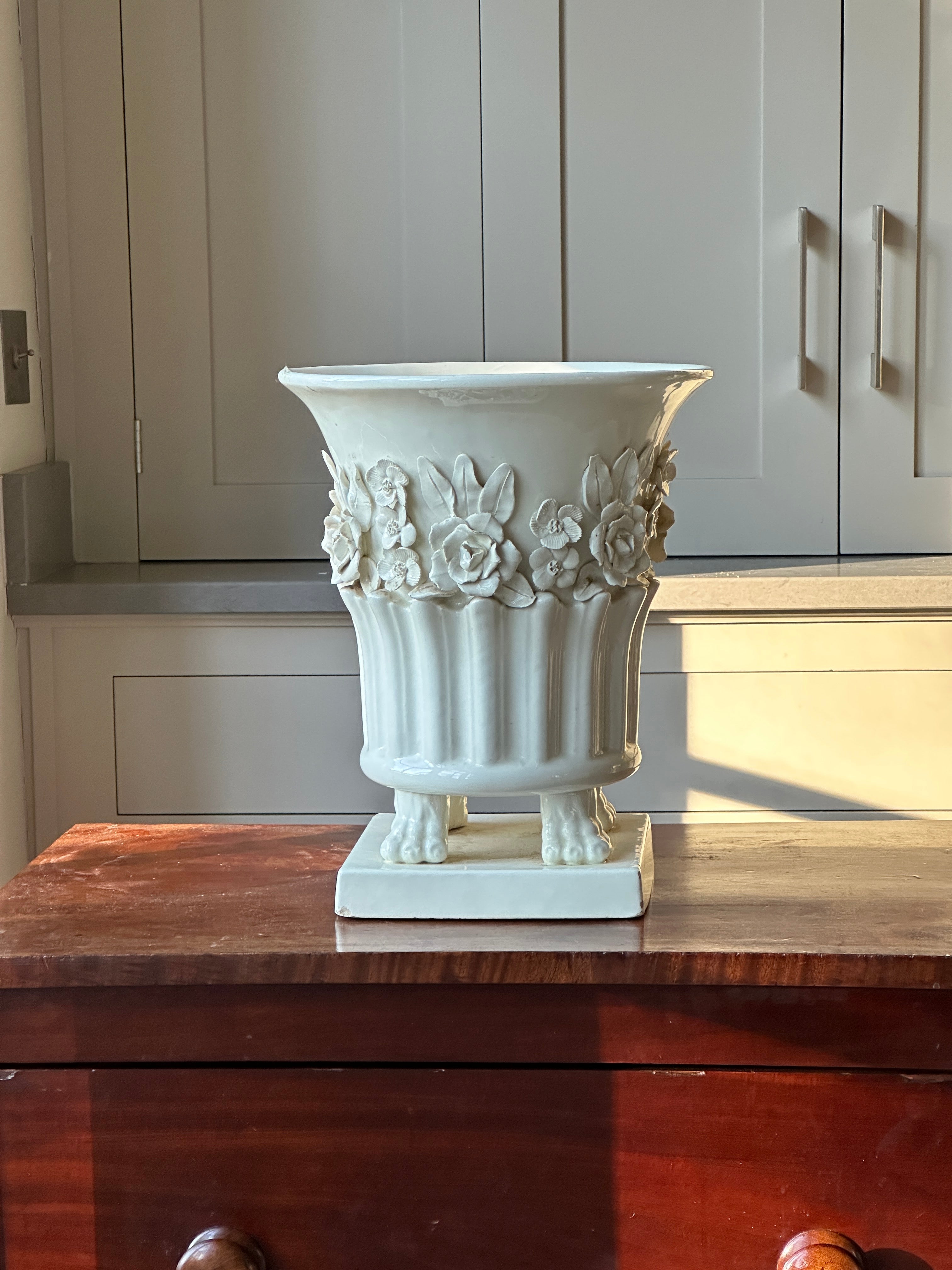 Casa Pupo White Ceramic Urn