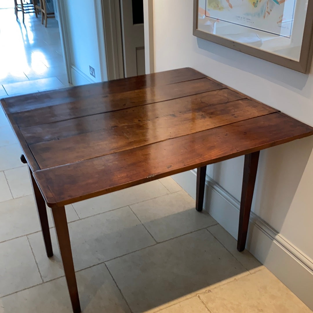 Lovely 19th Century Cherry Country Table