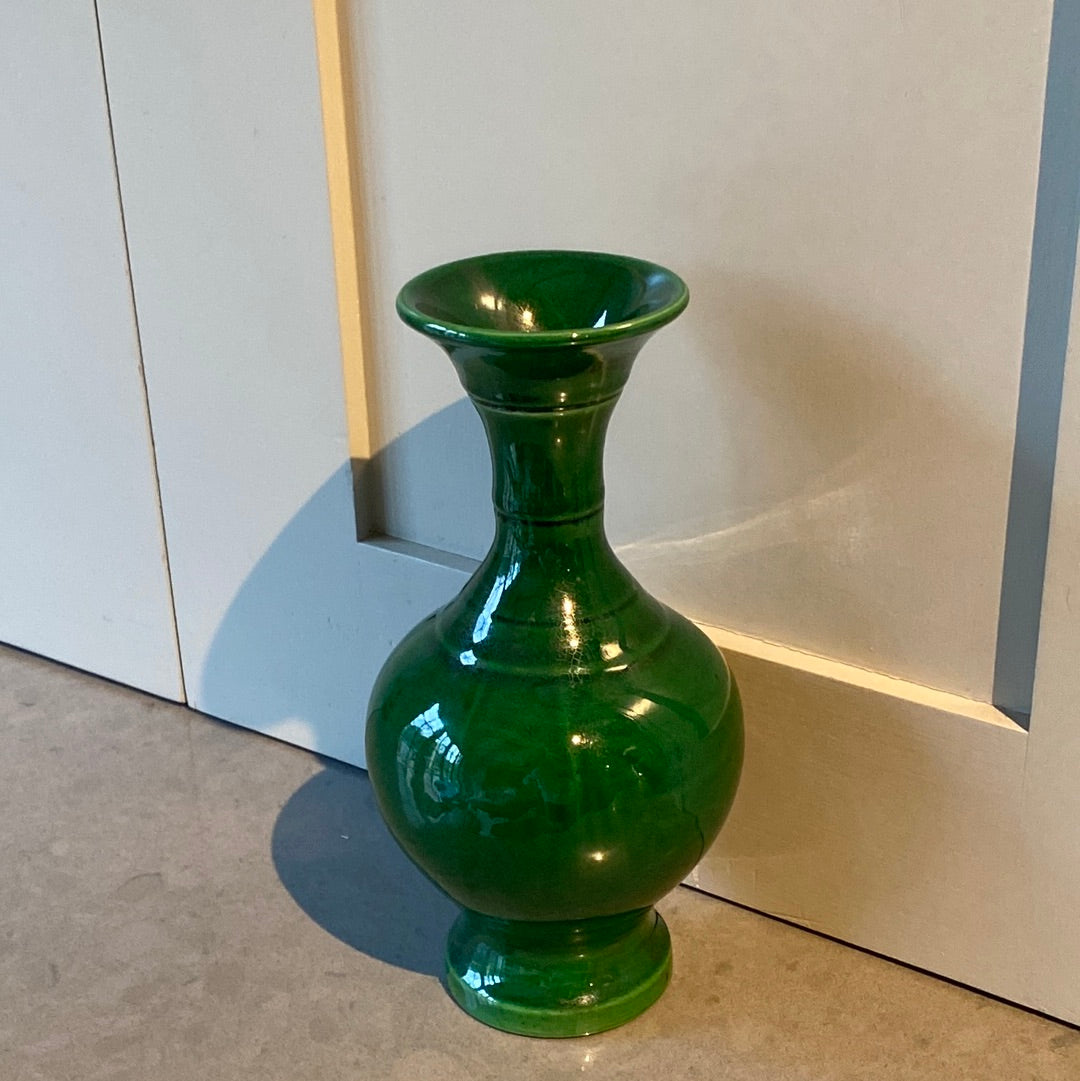 Vintage Chinese Emerald Green Vase