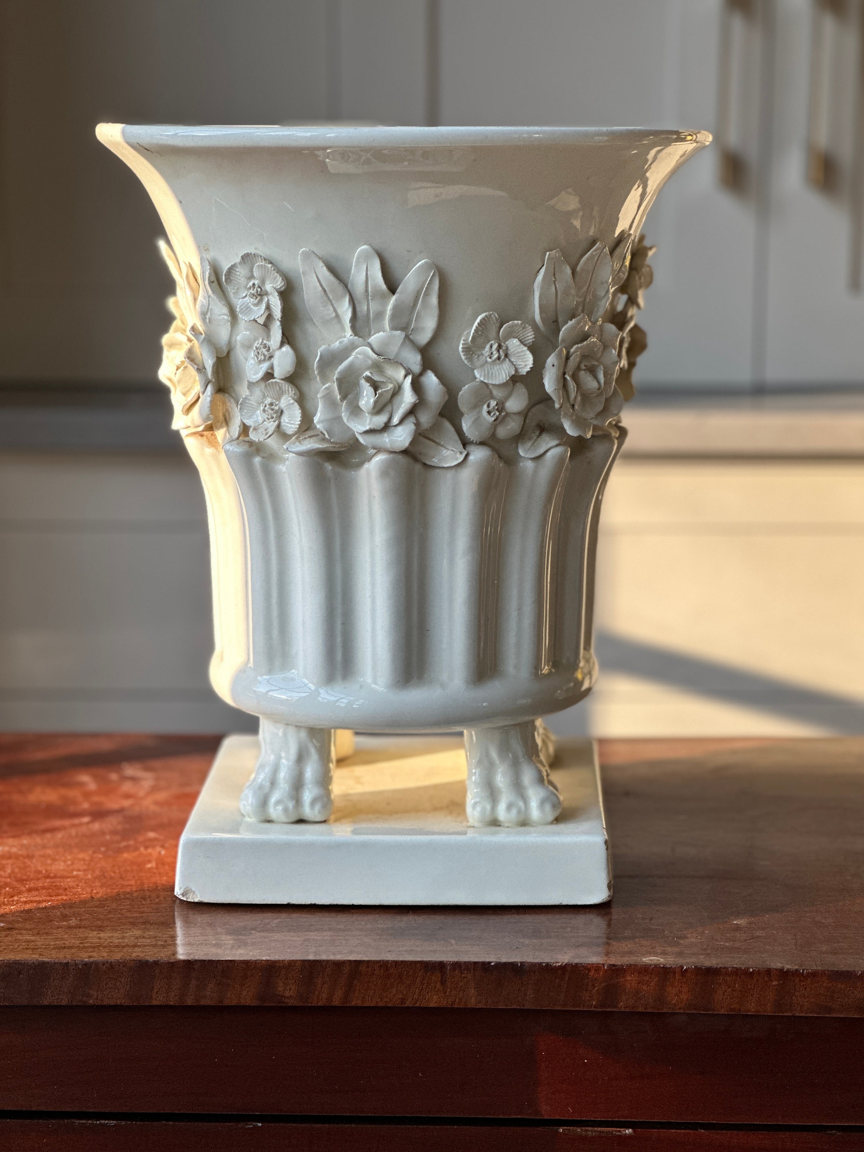 Casa Pupo White Ceramic Urn