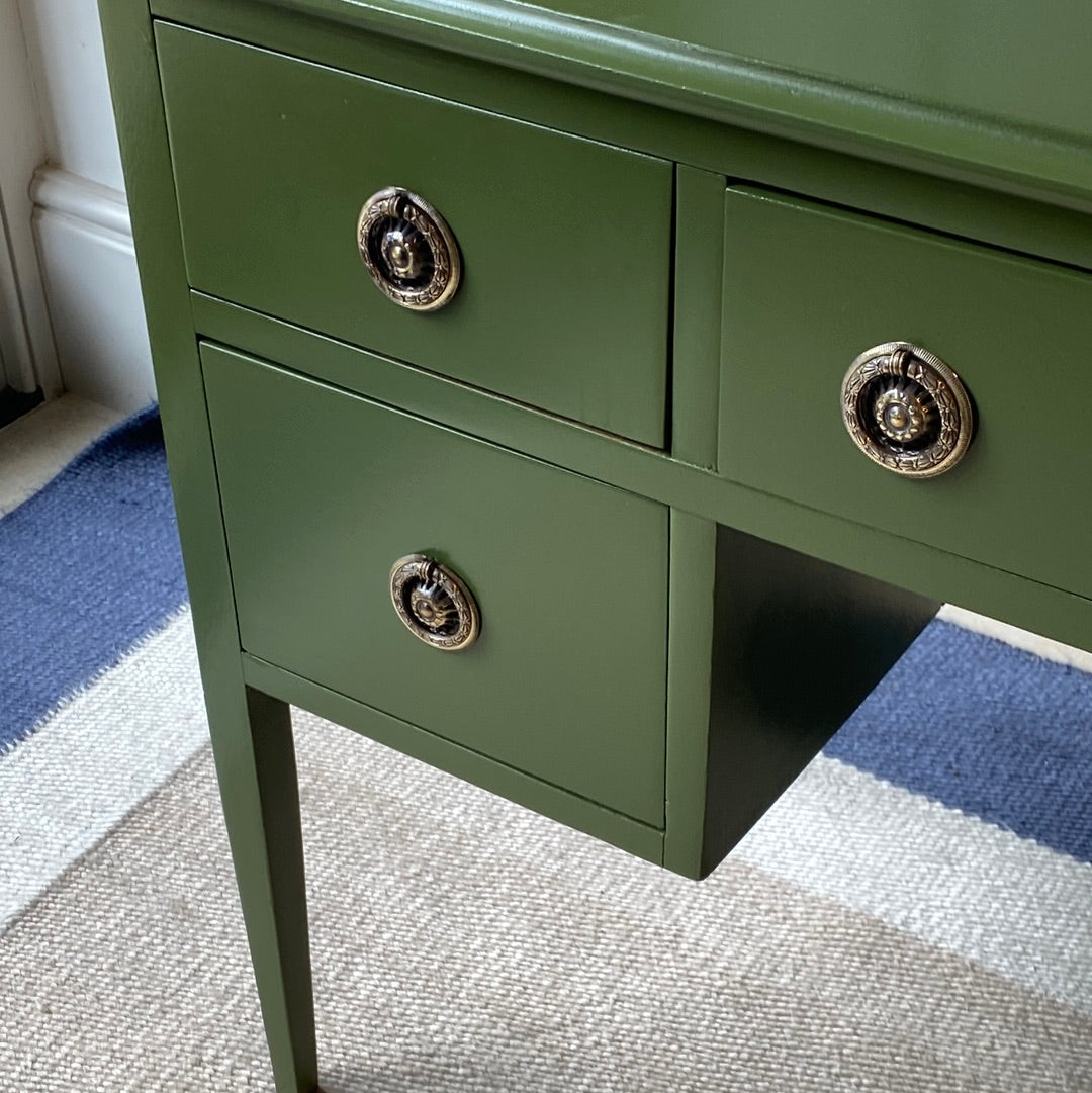 Glossy Green 5 Drawer Dressing Table