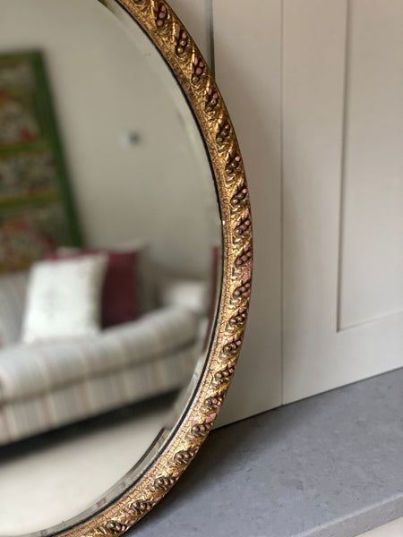 Pretty Vintage Oval Gilt Mirror