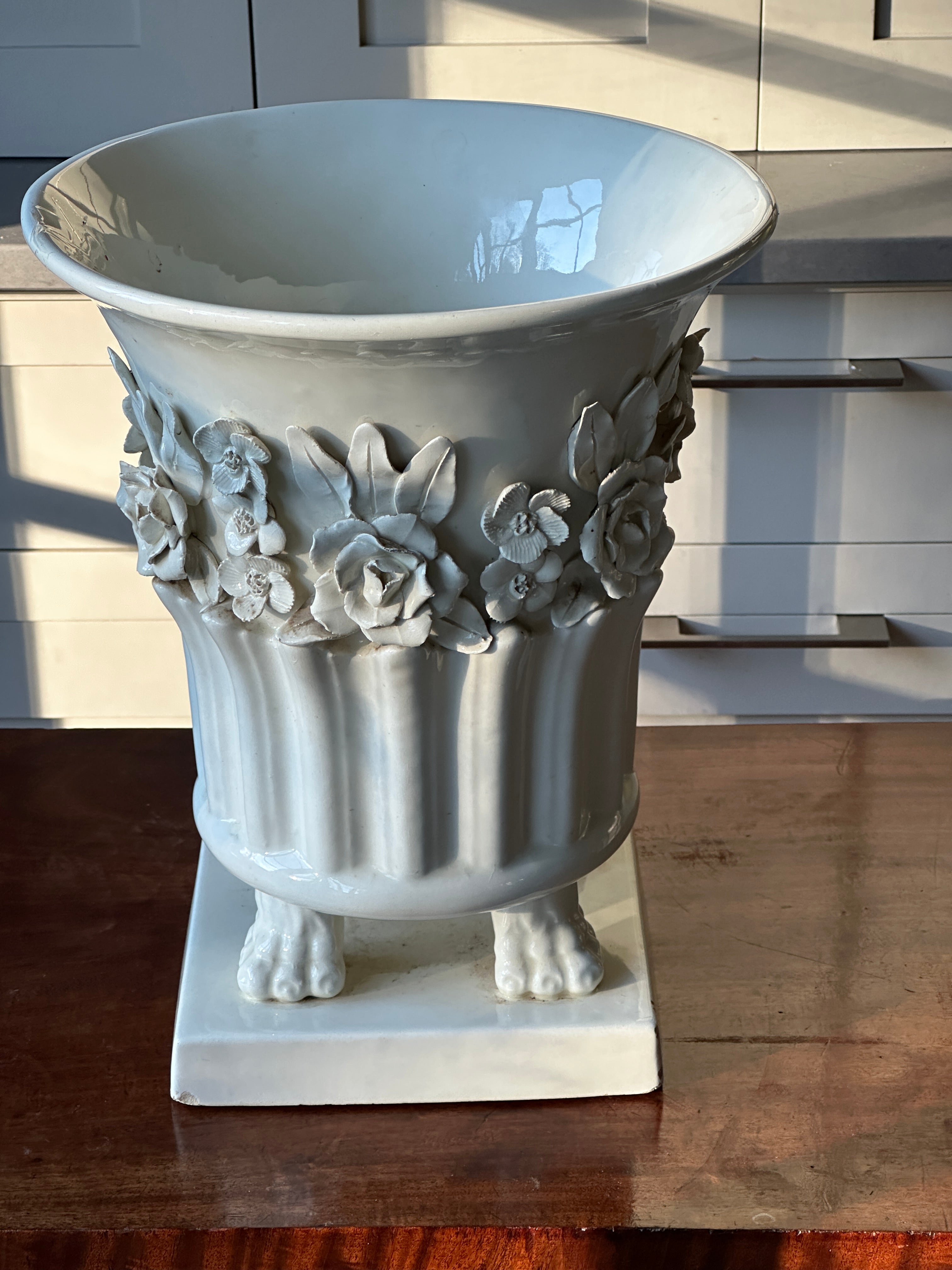 Casa Pupo White Ceramic Urn