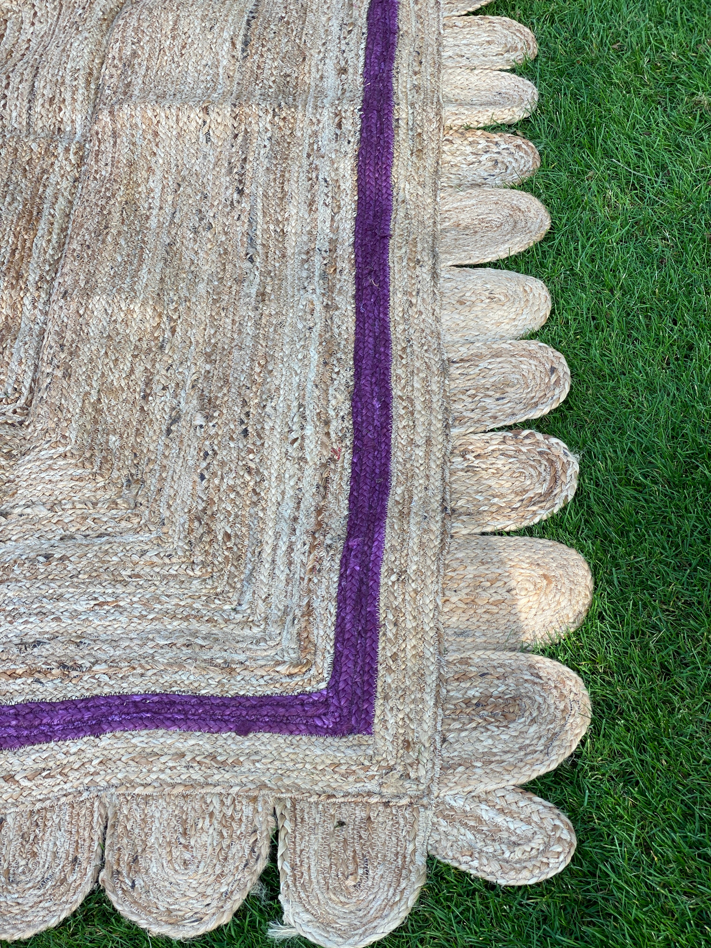 Jute Scalloped Edge Rugs