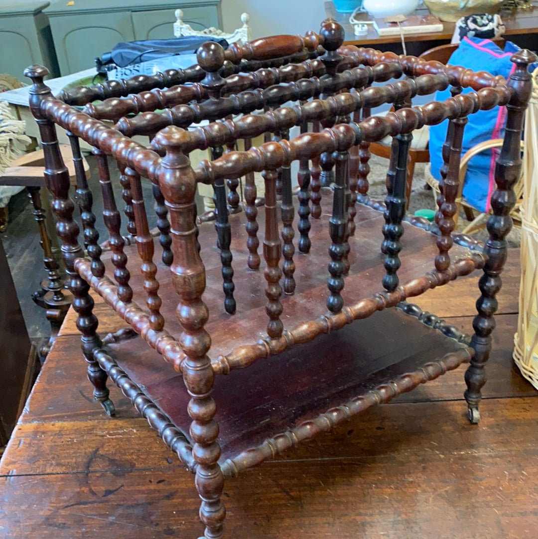 Lovey Mahogany Bobbin Canterbury